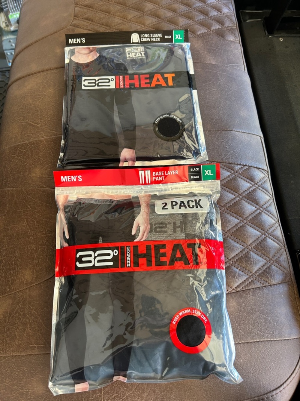 32 Degrees Heat Men's Black Base Layer 2-Pack & Long Sleeve Crew Neck